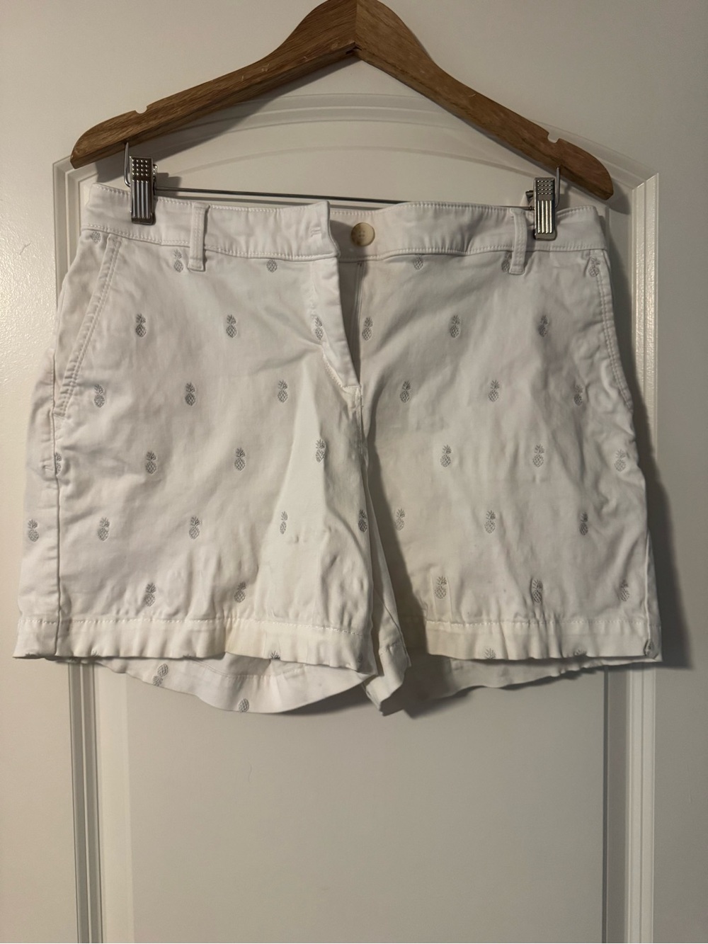 Tommy Bahama White Pineapple-Print Cotton Shorts